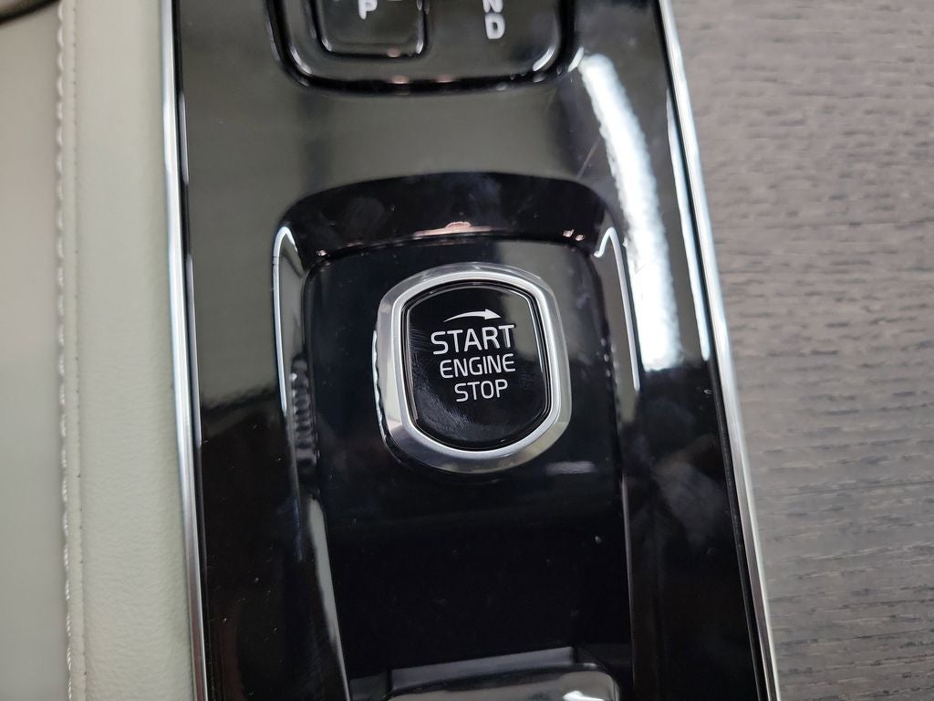 2026 Volvo XC90 B6 Ultra