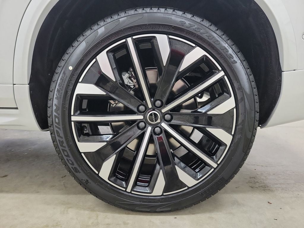 2026 Volvo XC90 B6 Ultra