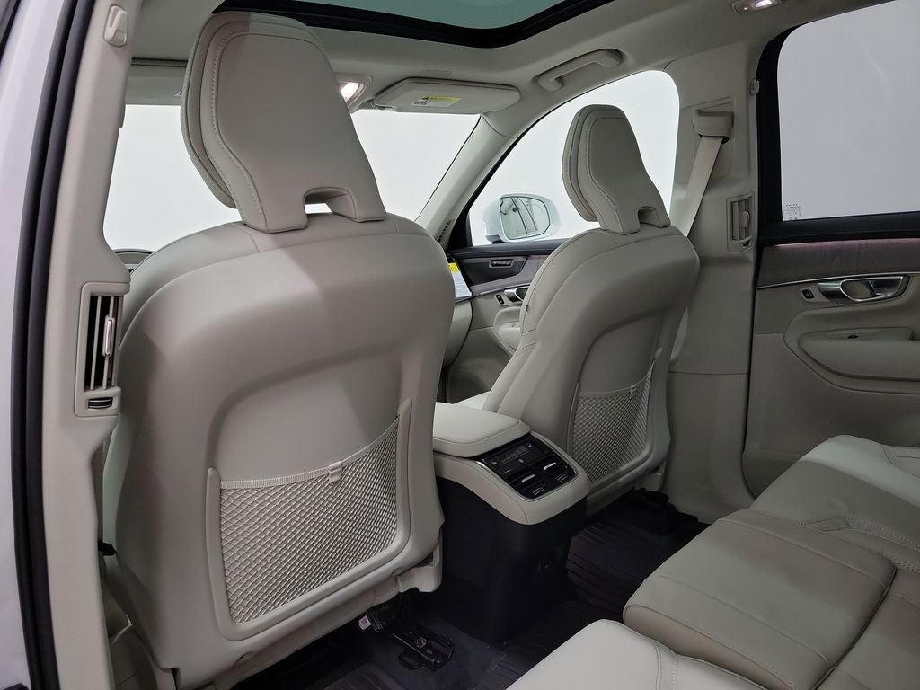 2026 Volvo XC90 B6 Ultra