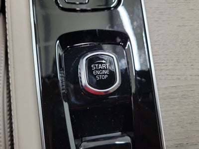 2026 Volvo XC90 B6 Ultra