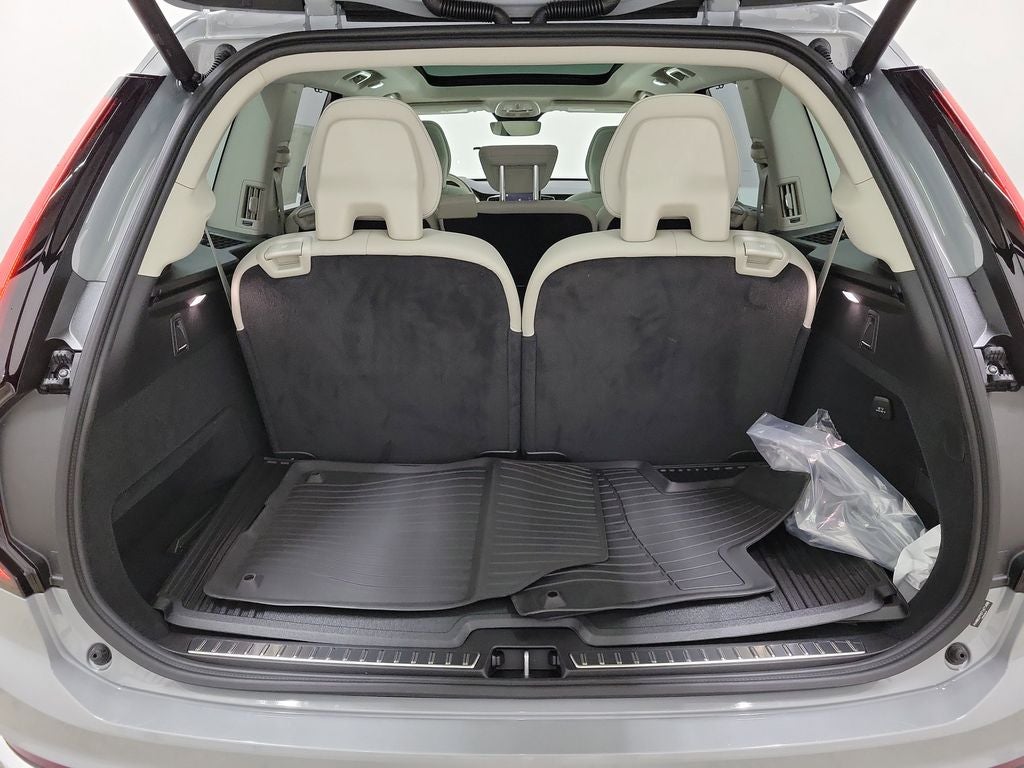 2026 Volvo XC90 B6 Ultra