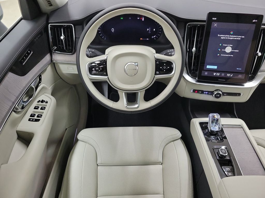 2026 Volvo XC90 B6 Ultra