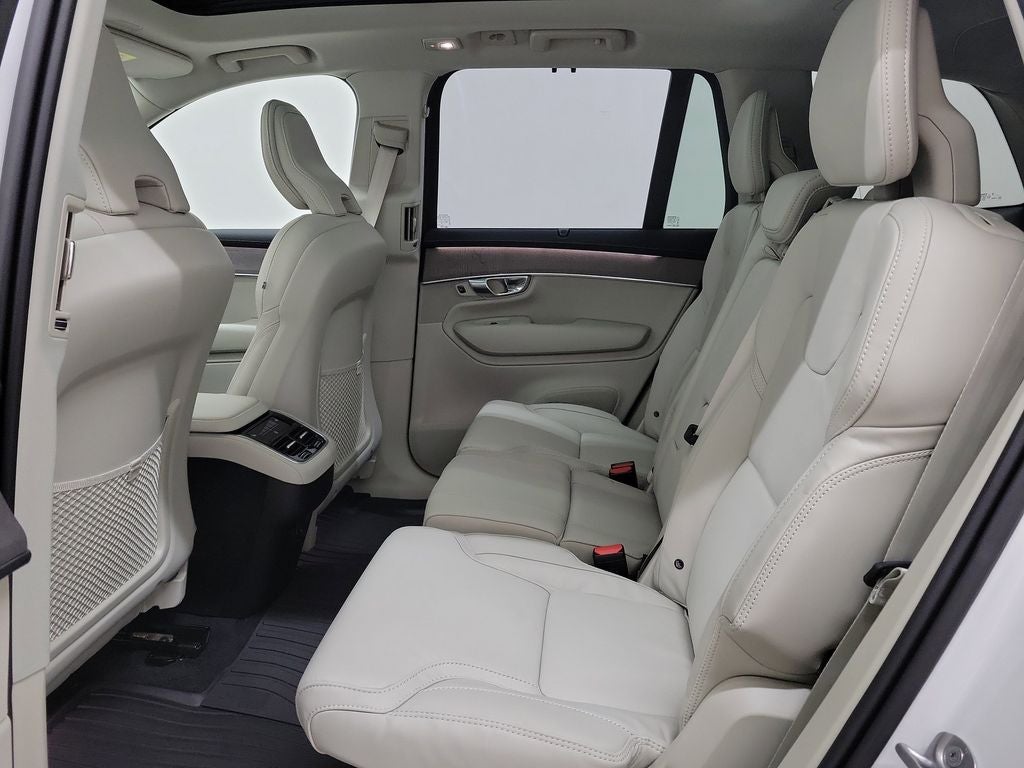 2026 Volvo XC90 B6 Ultra