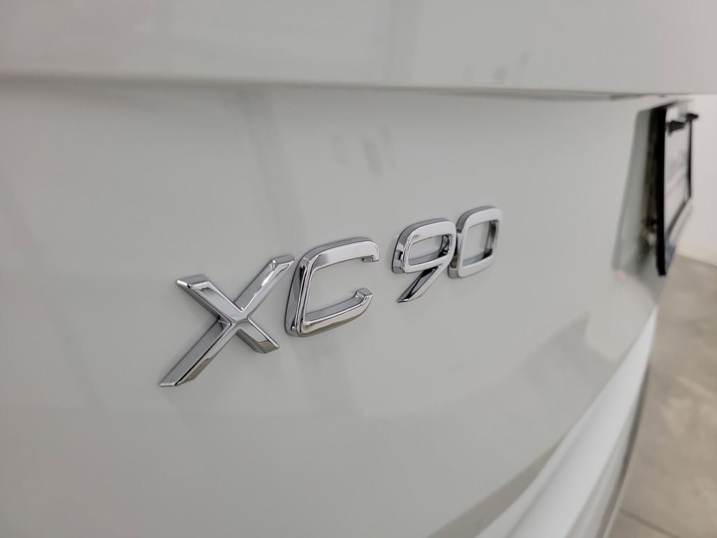2026 Volvo XC90 B6 Ultra