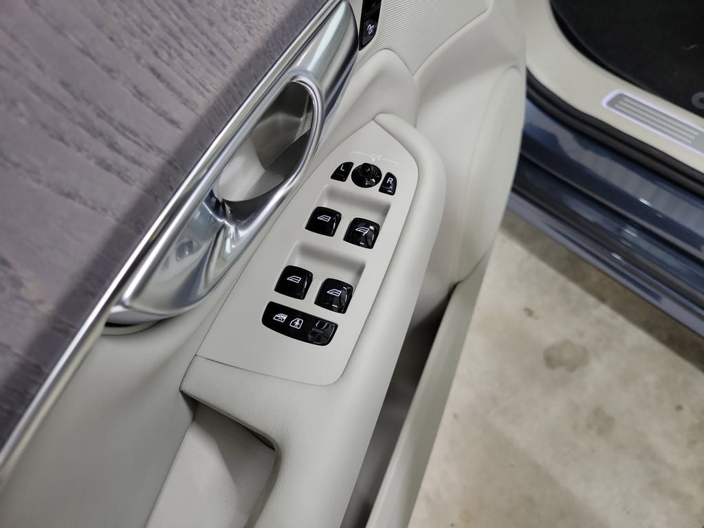 2026 Volvo XC90 B6 Ultra