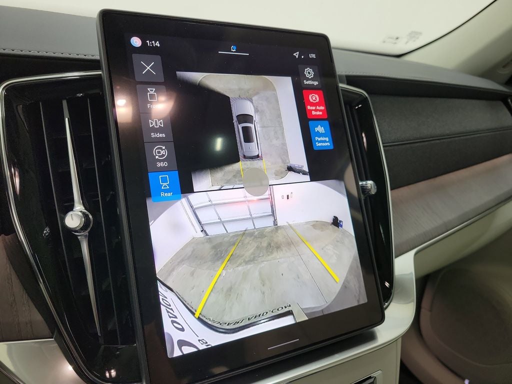 2026 Volvo XC90 B6 Ultra