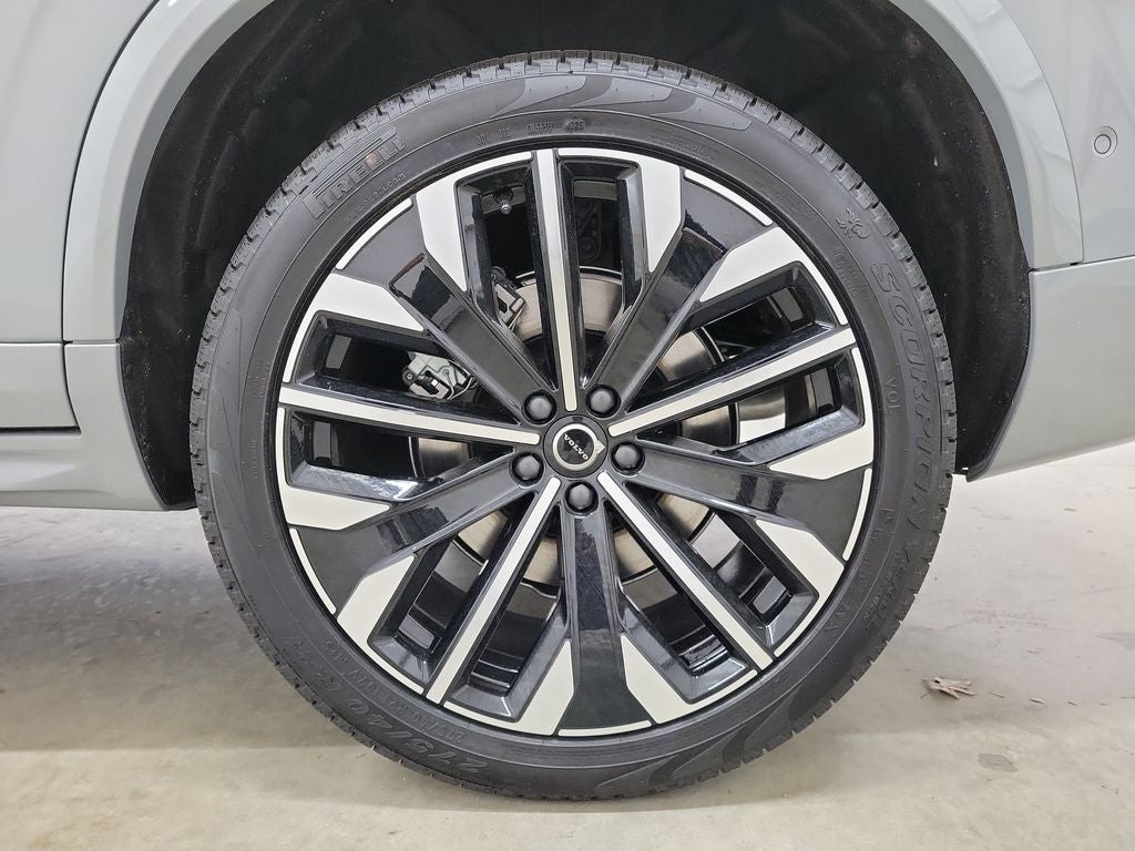 2026 Volvo XC90 B6 Ultra