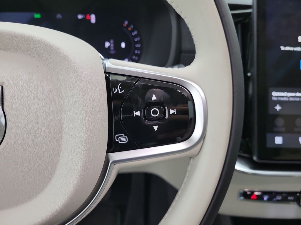 2026 Volvo XC90 B6 Ultra