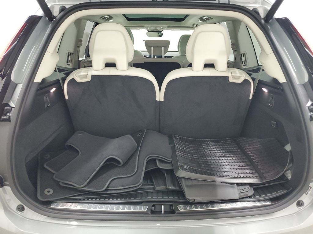 2026 Volvo XC90 B6 Ultra