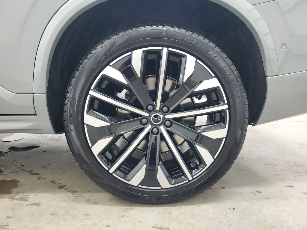 2026 Volvo XC90 B6 Ultra