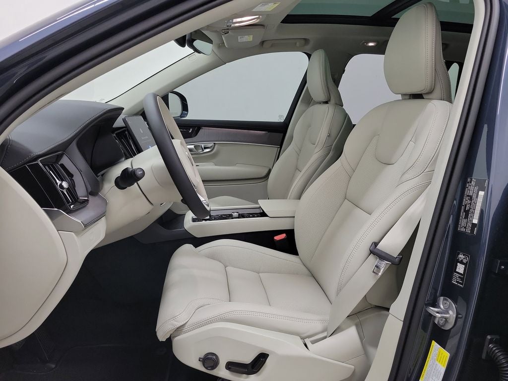 2026 Volvo XC90 B6 Ultra