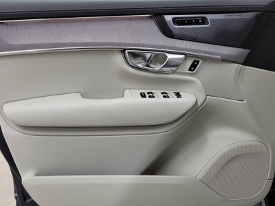 2026 Volvo XC90 B6 Ultra