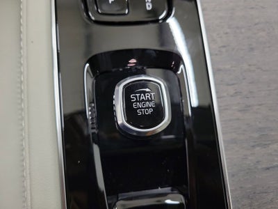 2026 Volvo XC90 B6 Ultra