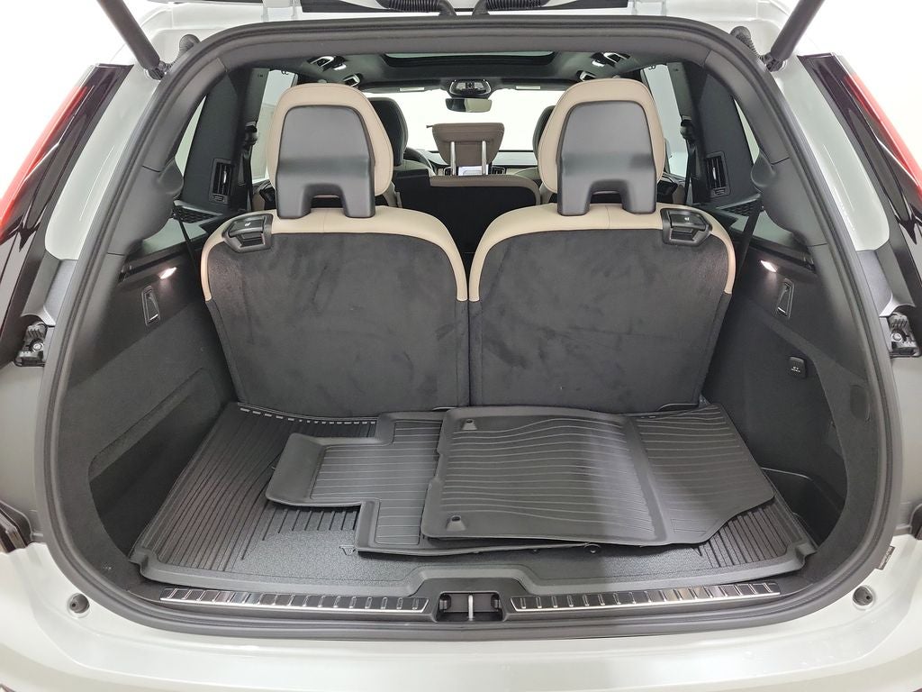 2026 Volvo XC90 B6 Ultra