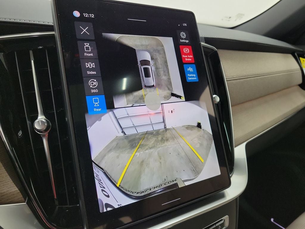 2026 Volvo XC90 B6 Ultra