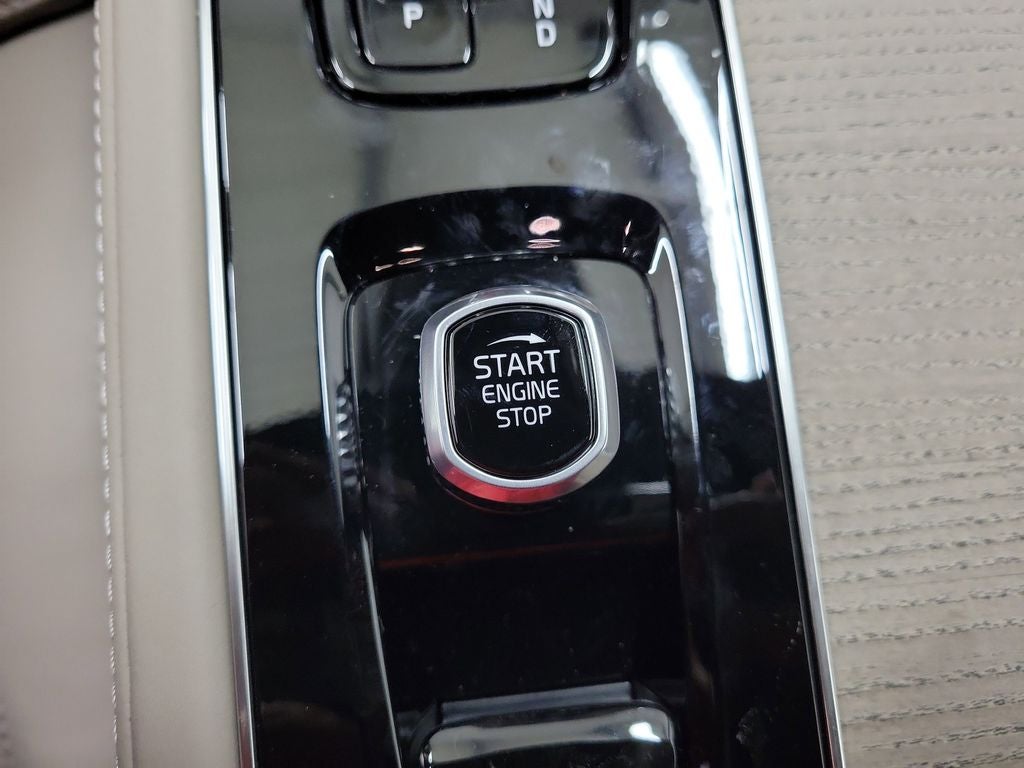 2026 Volvo XC90 B6 Ultra