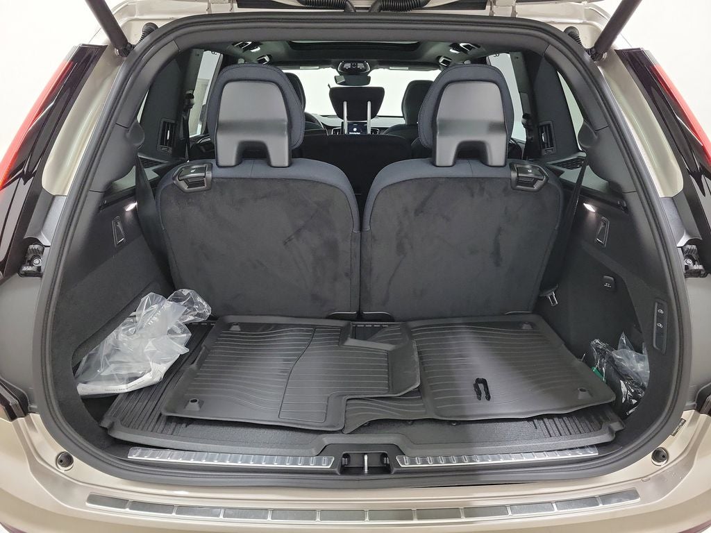 2026 Volvo XC90 B6 Ultra