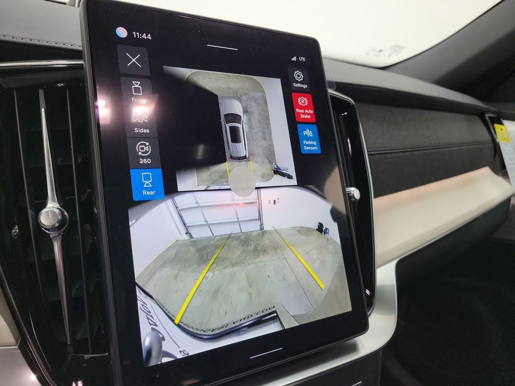 2026 Volvo XC90 B6 Ultra