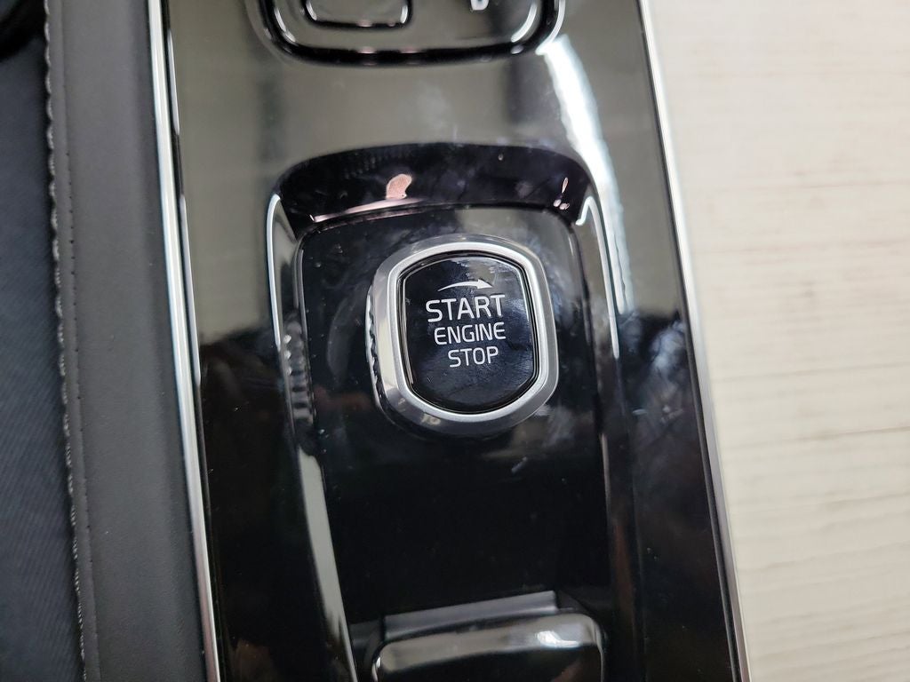 2026 Volvo XC90 B6 Ultra