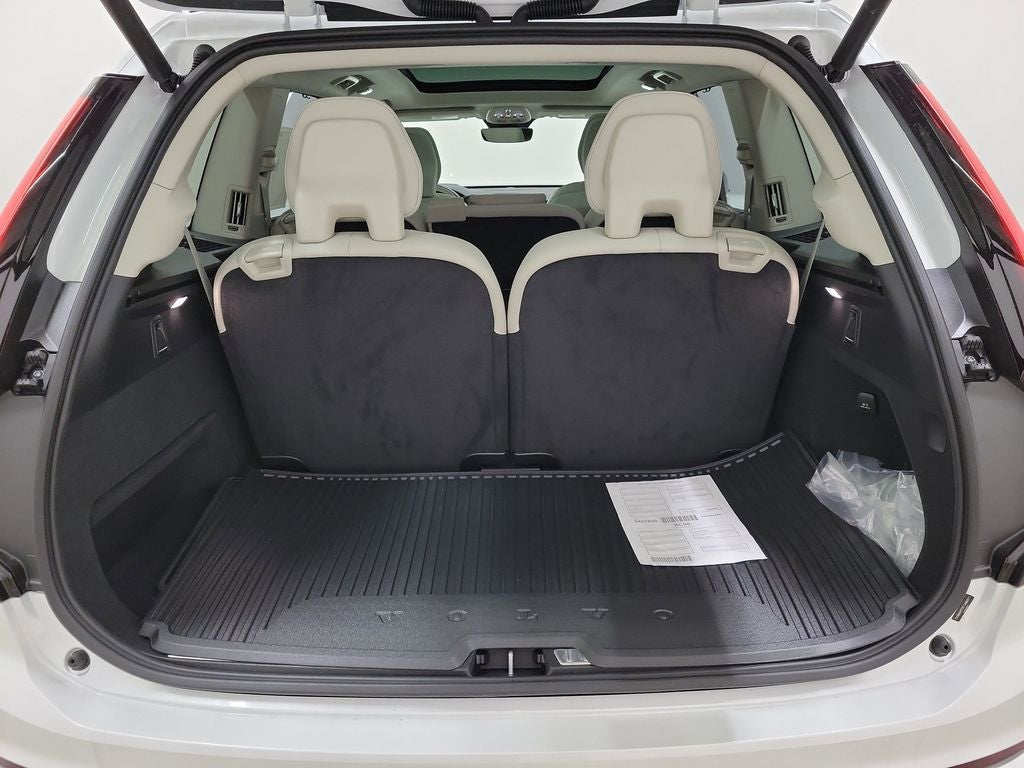 2026 Volvo XC90 B6 Ultra