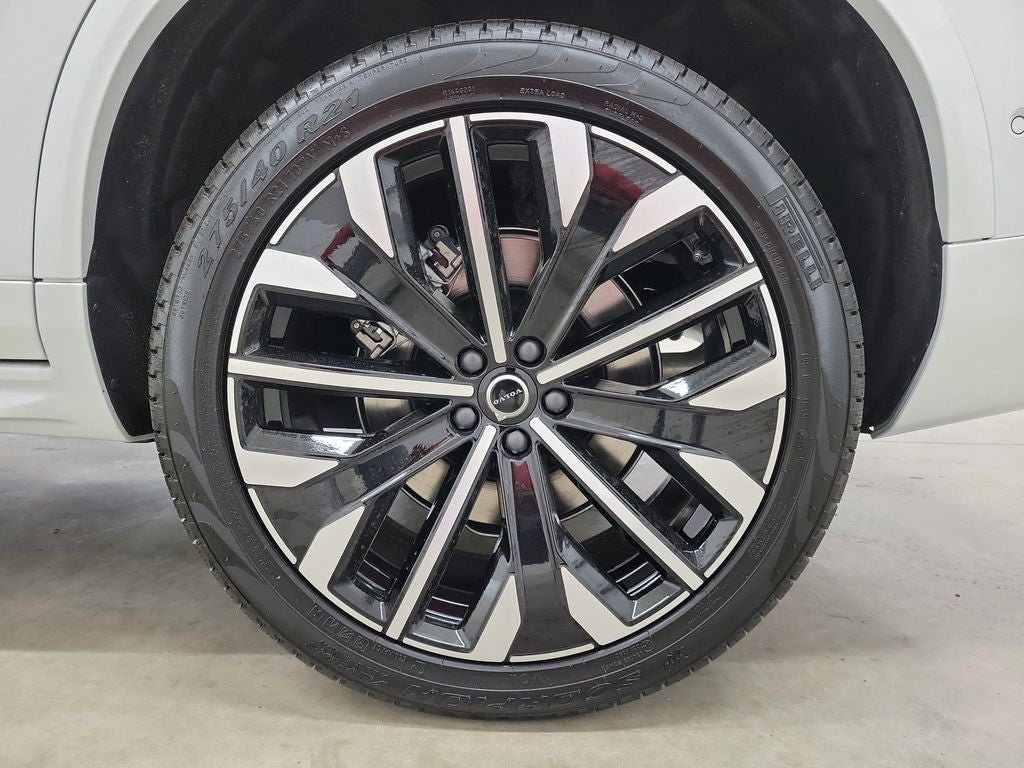 2026 Volvo XC90 B6 Ultra