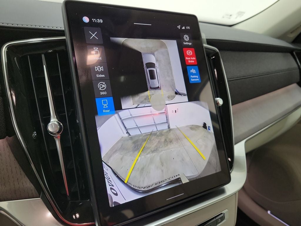 2026 Volvo XC90 B6 Ultra