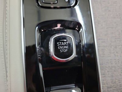 2026 Volvo XC90 B6 Ultra