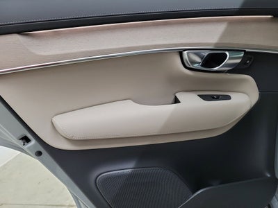 2026 Volvo XC90 B6 Core