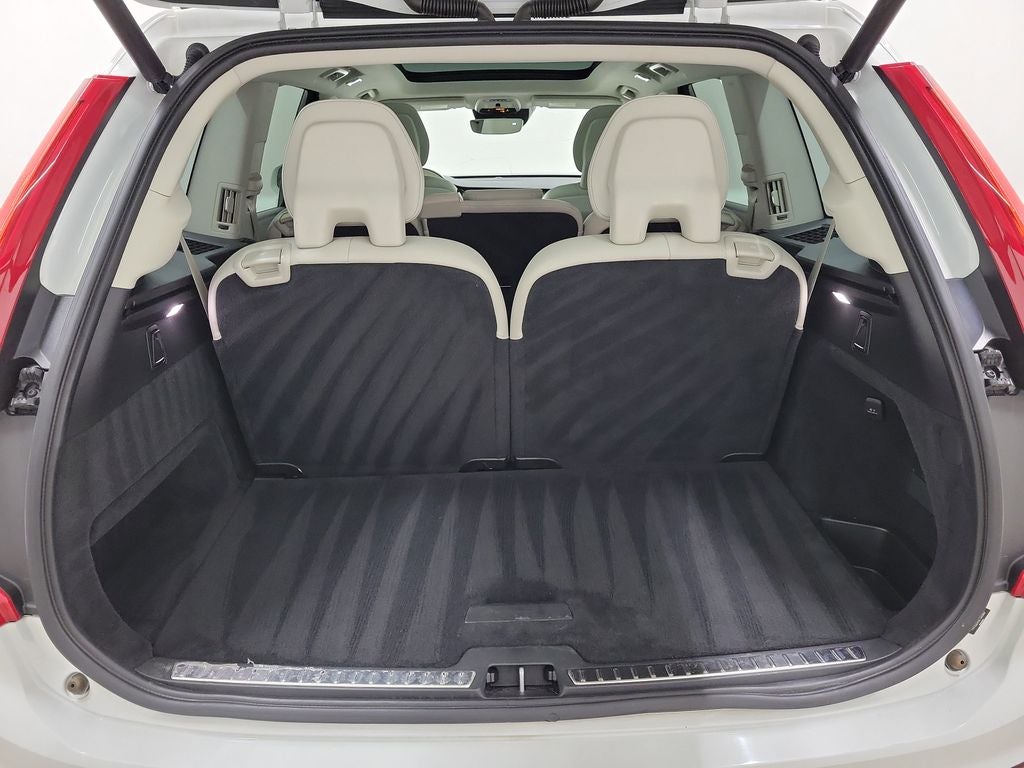 2020 Volvo XC90 T5 Momentum