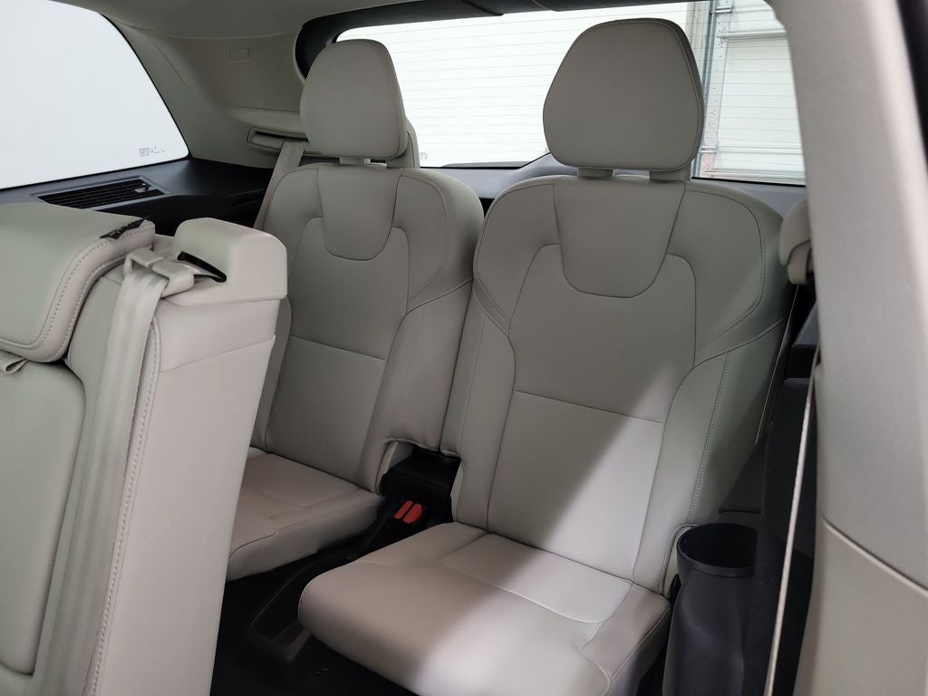 2020 Volvo XC90 T5 Momentum
