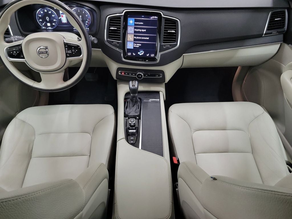 2020 Volvo XC90 T5 Momentum