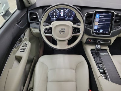 2020 Volvo XC90 T5 Momentum