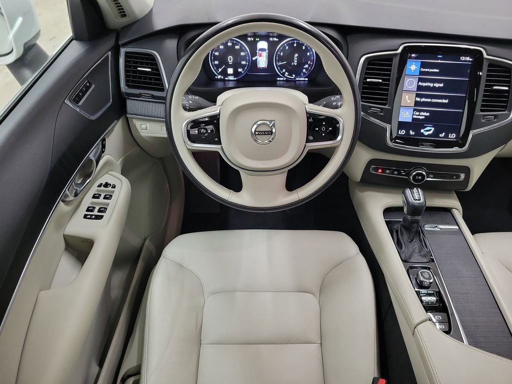 2020 Volvo XC90 T5 Momentum
