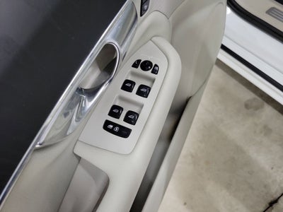 2020 Volvo XC90 T5 Momentum