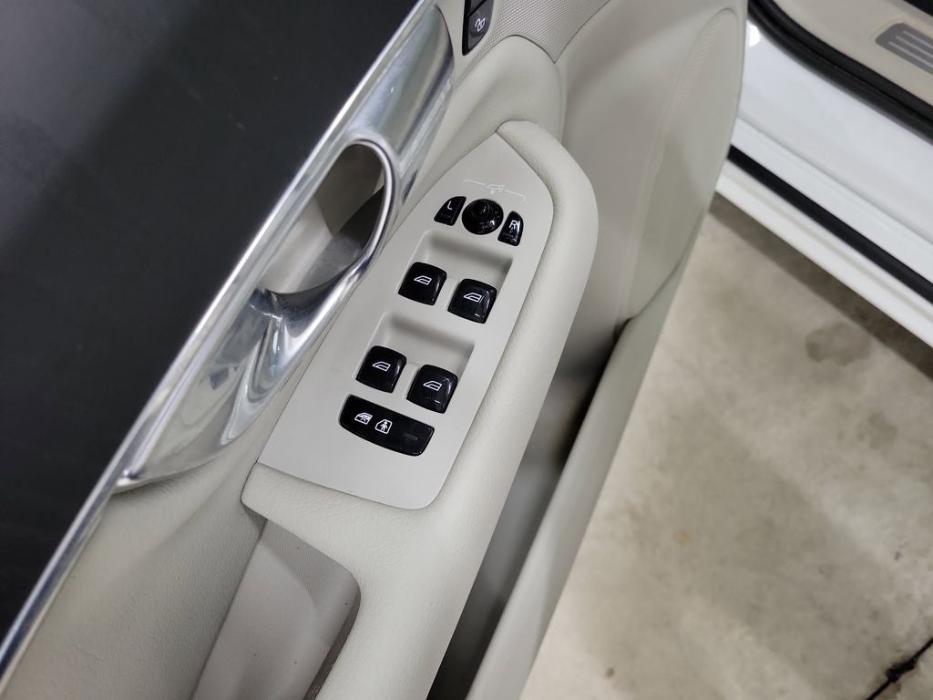 2020 Volvo XC90 T5 Momentum