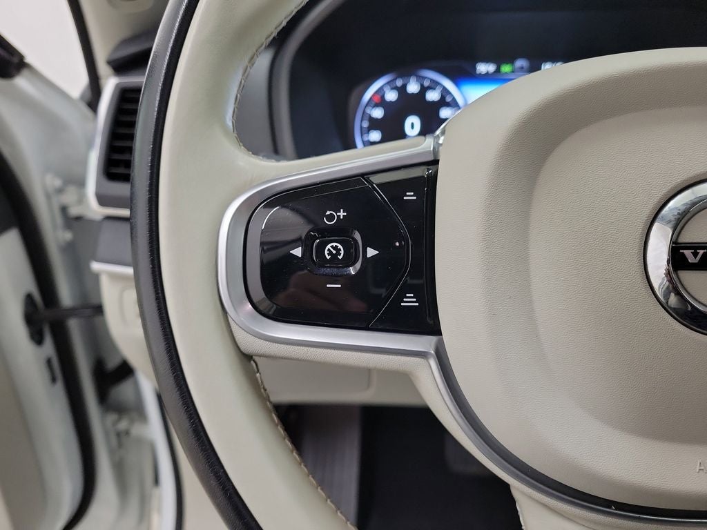2020 Volvo XC90 T5 Momentum