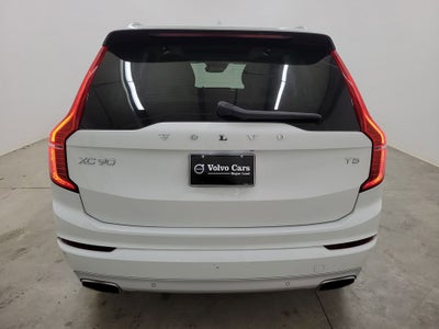 2020 Volvo XC90 T5 Momentum