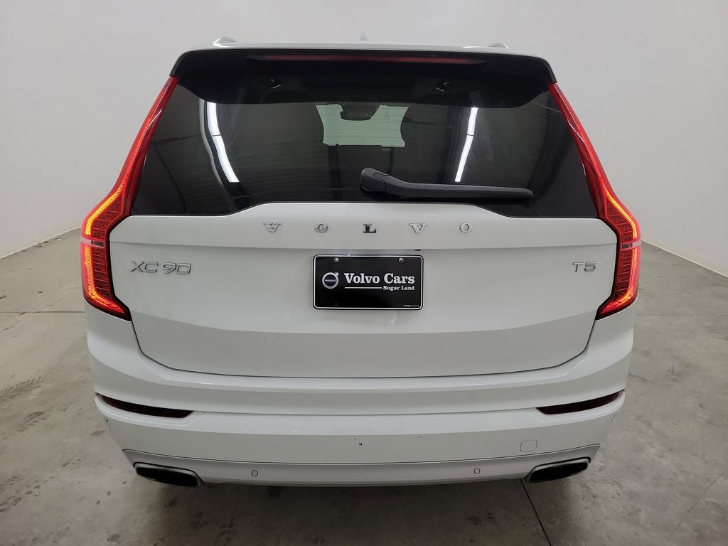 2020 Volvo XC90 T5 Momentum
