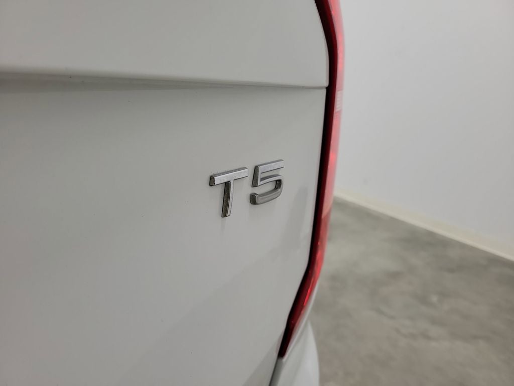 2020 Volvo XC90 T5 Momentum