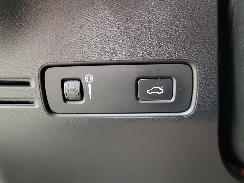 2019 Volvo XC40 R-Design