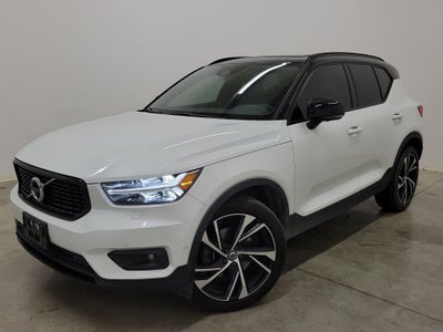 2019 Volvo XC40 R-Design