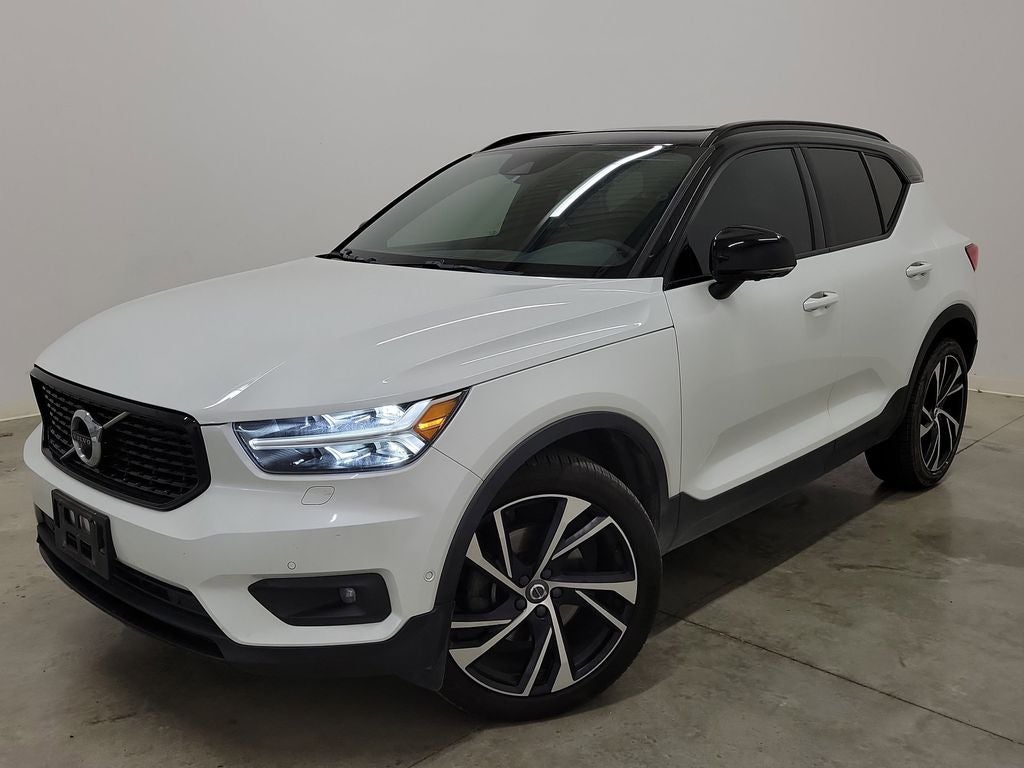 2019 Volvo XC40 R-Design