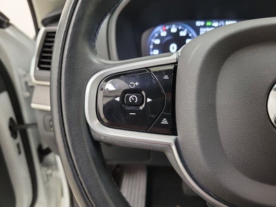 2022 Volvo XC90 T6 Inscription
