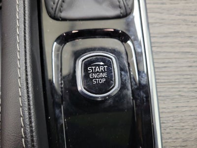 2022 Volvo XC90 T6 Inscription