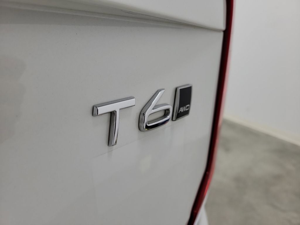 2022 Volvo XC90 T6 Inscription