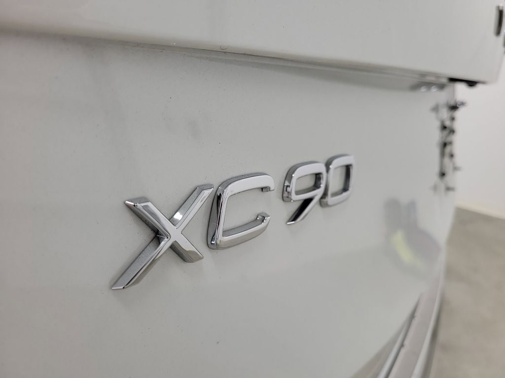 2022 Volvo XC90 T6 Inscription
