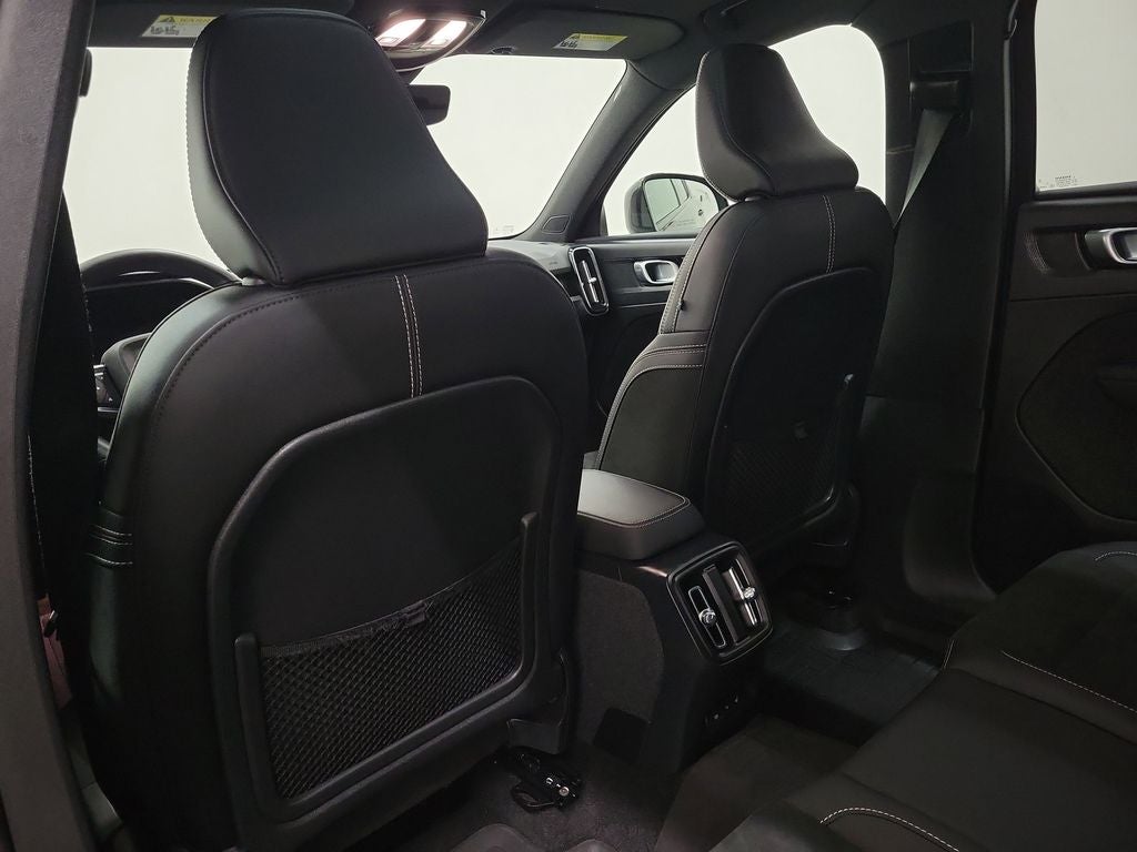 2023 Volvo XC40 Recharge Pure Electric Twin Plus