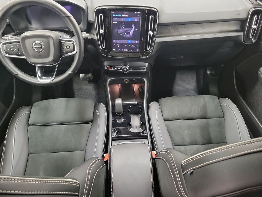 2023 Volvo XC40 Recharge Pure Electric Twin Plus