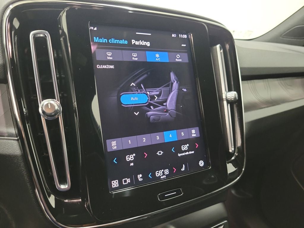 2023 Volvo XC40 Recharge Pure Electric Twin Plus