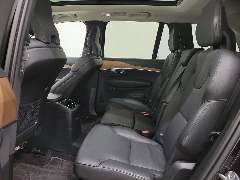 2024 Volvo XC90 Recharge Plug-In Hybrid T8 Plus Bright Theme 7 Passenger